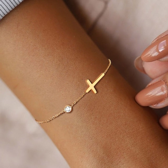 Althea – Bracelete com cruz para damas em ouro e prata