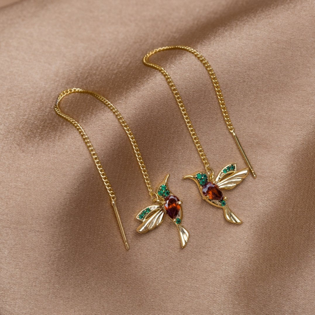 Lunara – Brincos Colibri com franjas