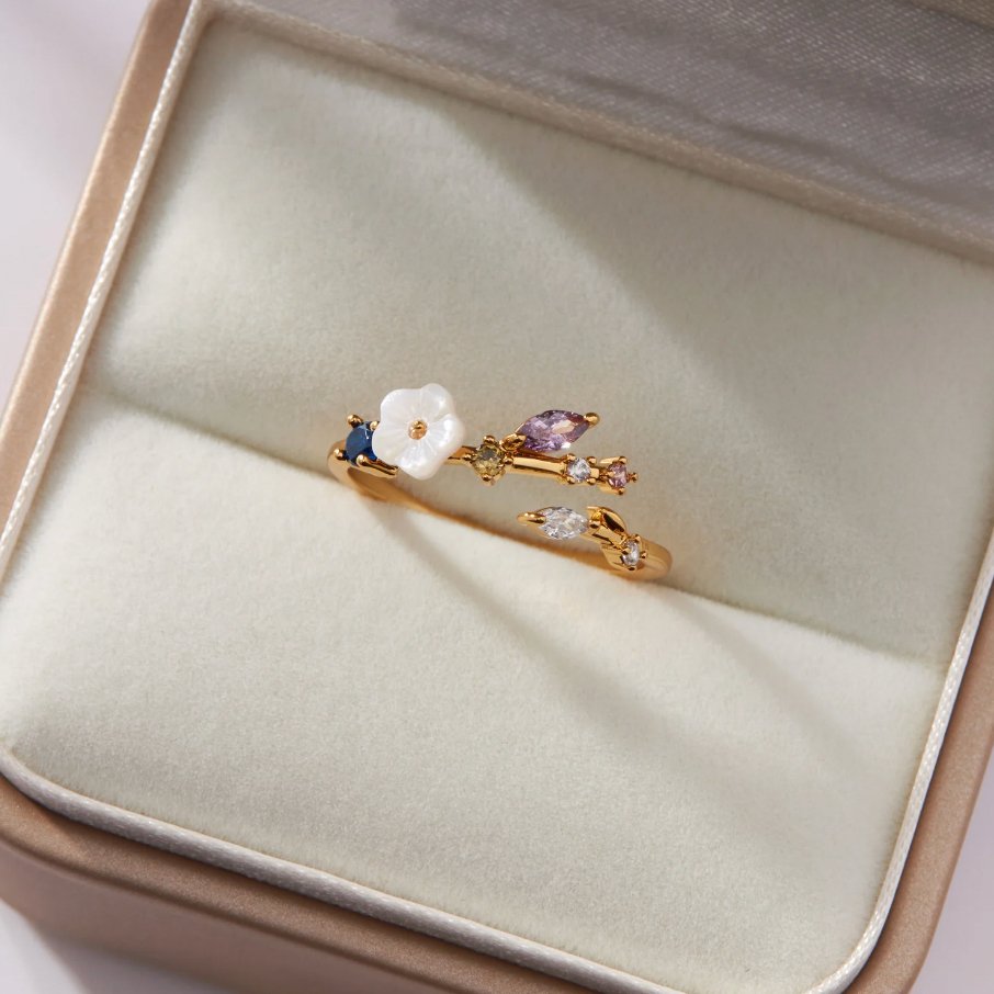 Leah - Bague com flores brancas