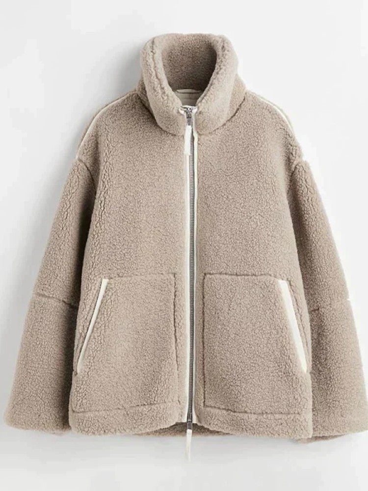 Daria – Casaco Teddy Oversize