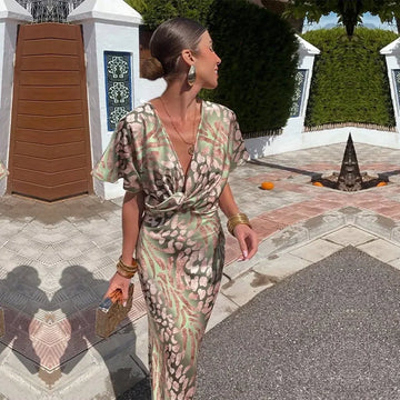 Cosima - Vestido com Decote em V