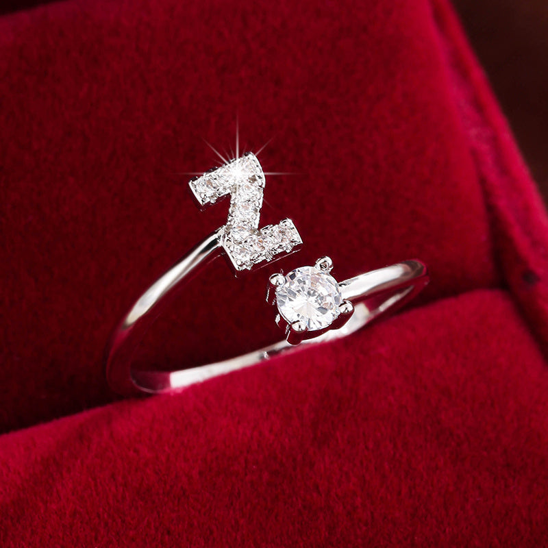 Nova – Bague aberta moderna com inicial
