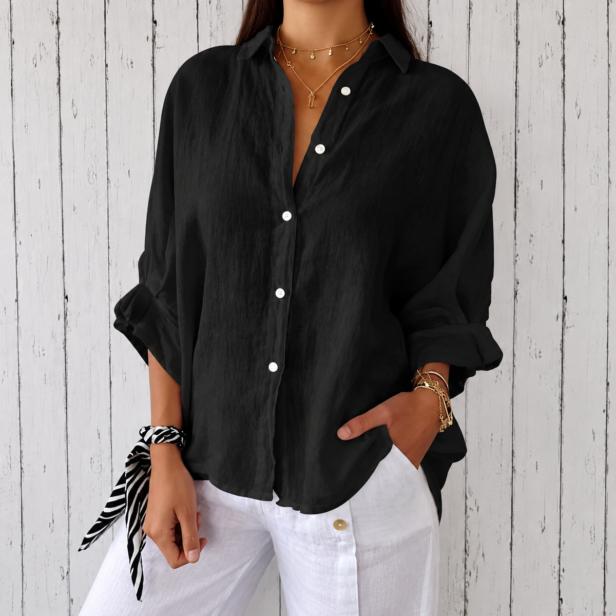 Madison - Blusa Elegante com Design Clássico e Botões