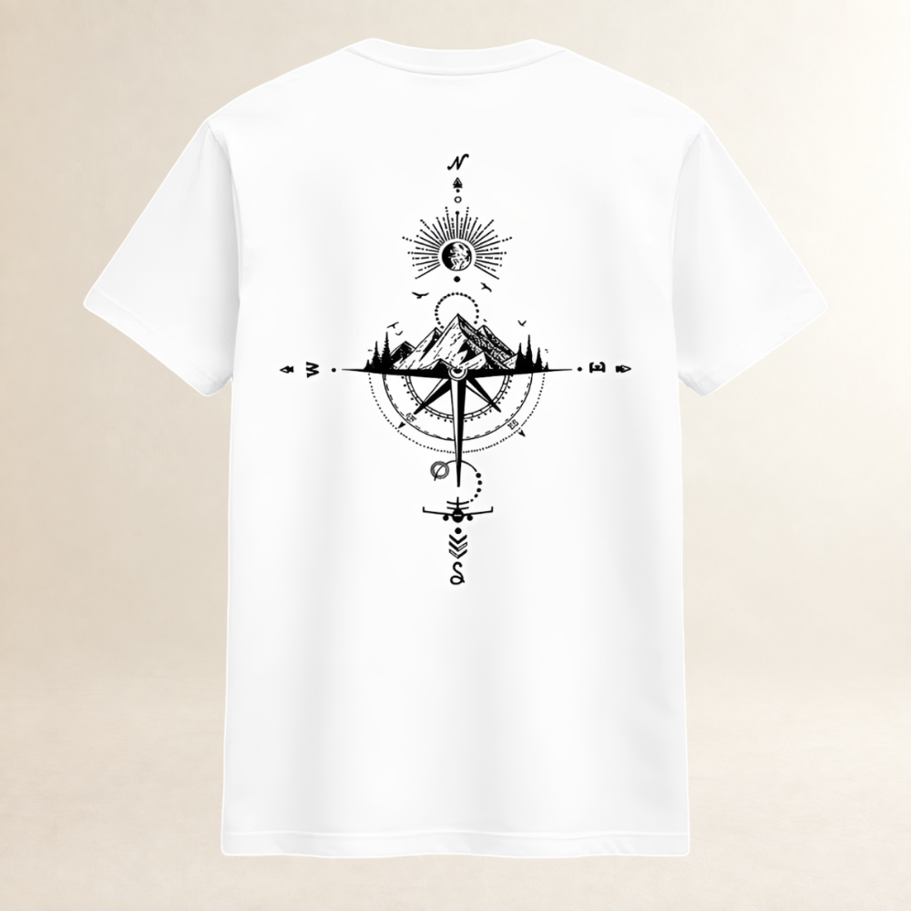 Camiseta Masculina de Gola Careca de Corte Regular com Estampa nas Costas