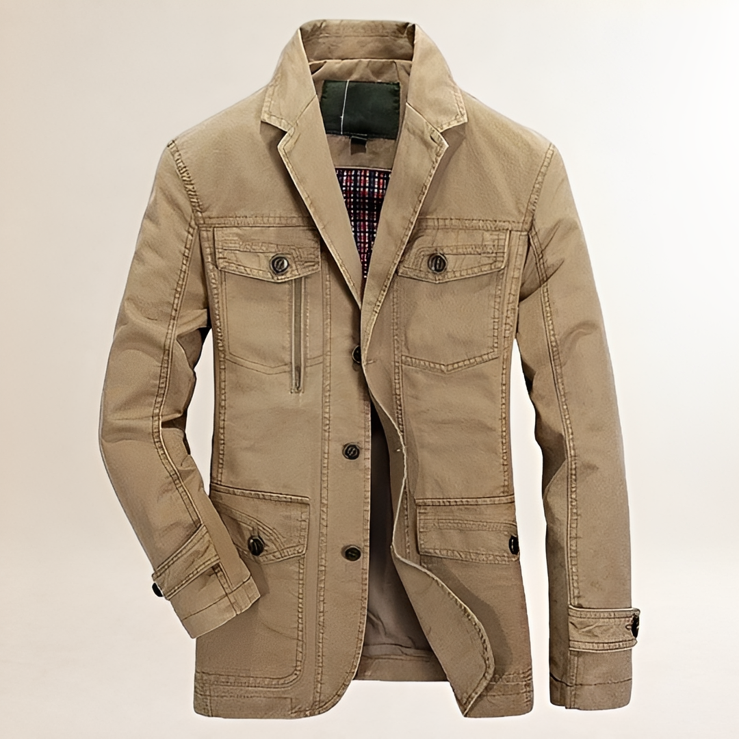 Blazer casual masculino com múltiplos bolsos e fechamento de botão - corte regular