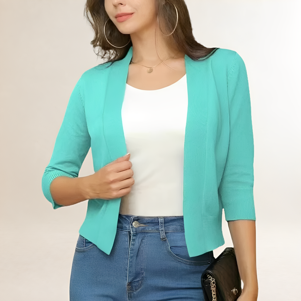 Blazer corto feminino com abertura frontal aberta e manga 3/4