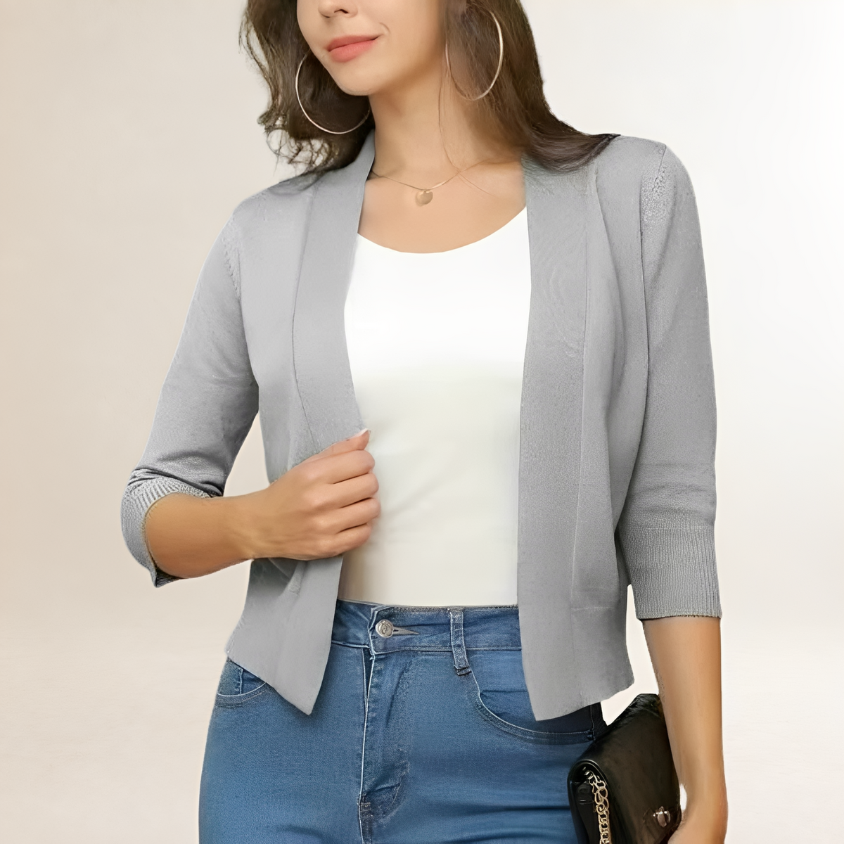 Blazer corto feminino com abertura frontal aberta e manga 3/4