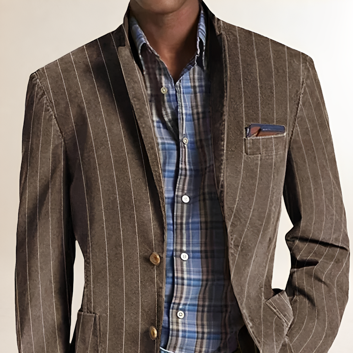 Blazer masculino com lapela de notched, patches nos cotovelos e corte regular