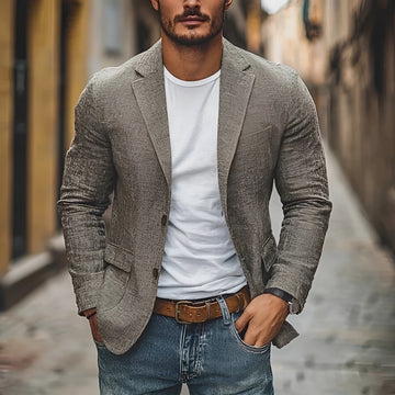 Blazer masculino slim fit com lapela, fechamento de dois botões e estilo casual