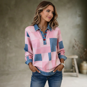 Blusa feminina com estampa xadrez em bloco grande, fechamento parcial por botões, manga longa