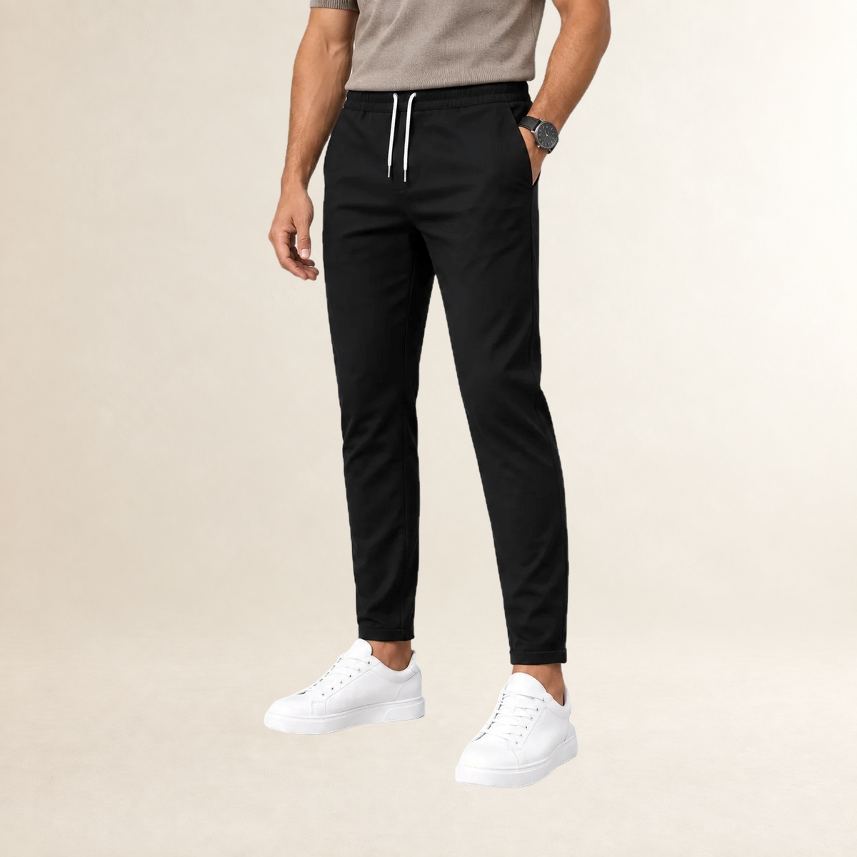 Calça masculina de corte slim com cós ajustável e bolsos laterais