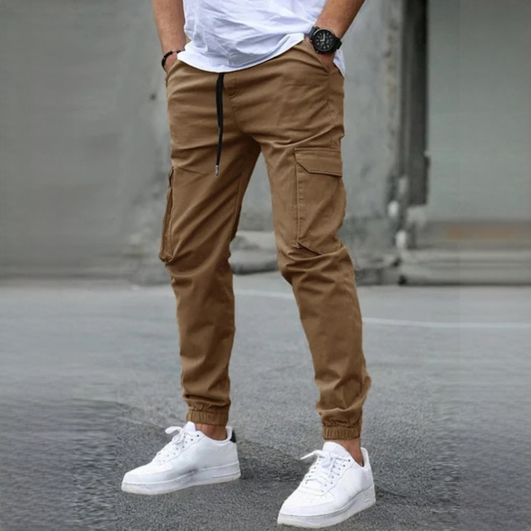 Calças Cargo Masculinas Slim Tapered com Cintura de Drawstring e Bolsos