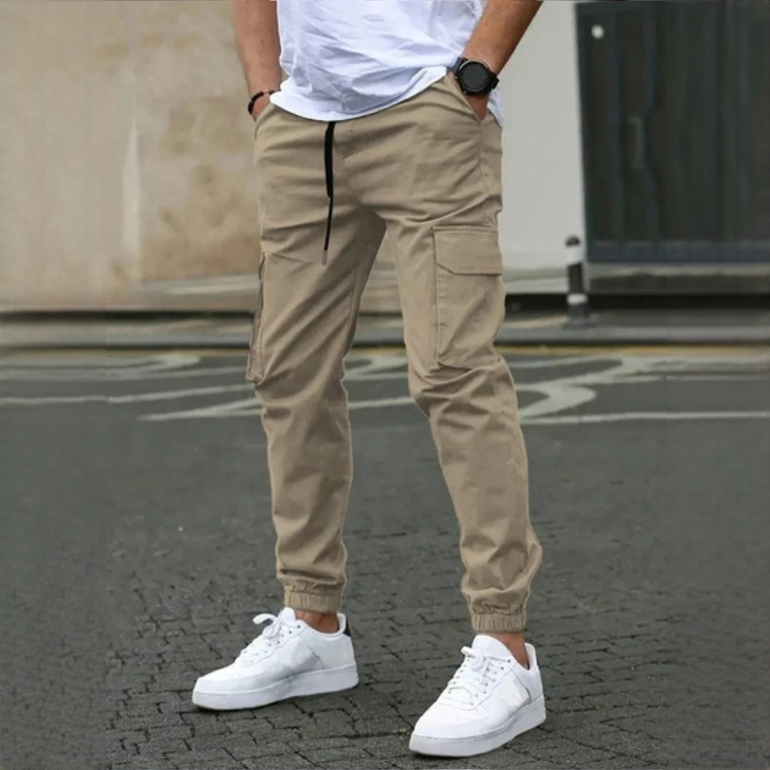 Calças Cargo Masculinas Slim Tapered com Cintura de Drawstring e Bolsos