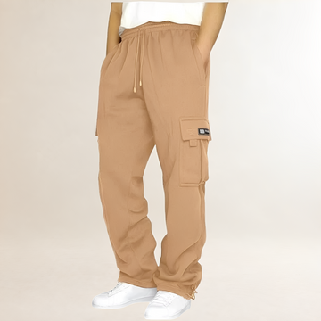Calças jogger cargo masculinas com cinto elástico, bolsos cargo na coxa e ajuste amplo