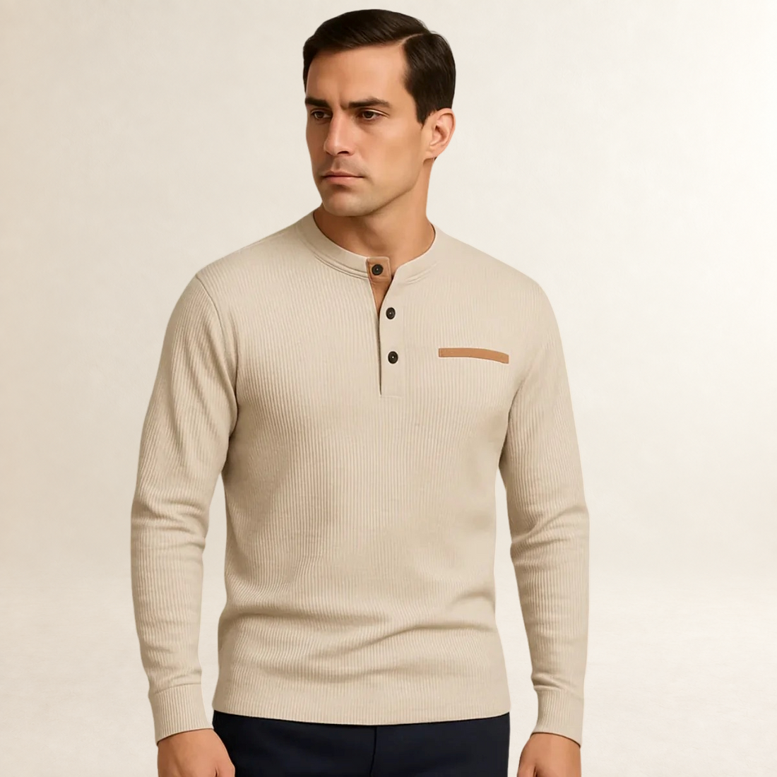 Camisa Henley de Manga Longa Masculina com Gola Redonda e Fechamento de Botões - Ajuste Sob Medida