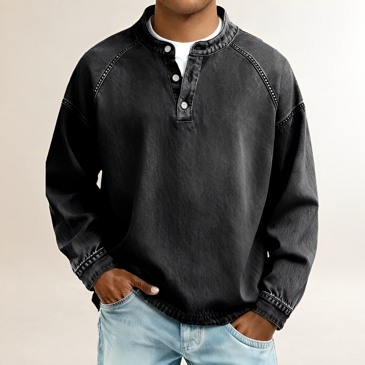 Camisa Henley Masculina de Manga Longa com Gola Banda e Mangas Raglan - Abertura de 3 Botões, Caimento Relaxado, Lavagem Vintage
