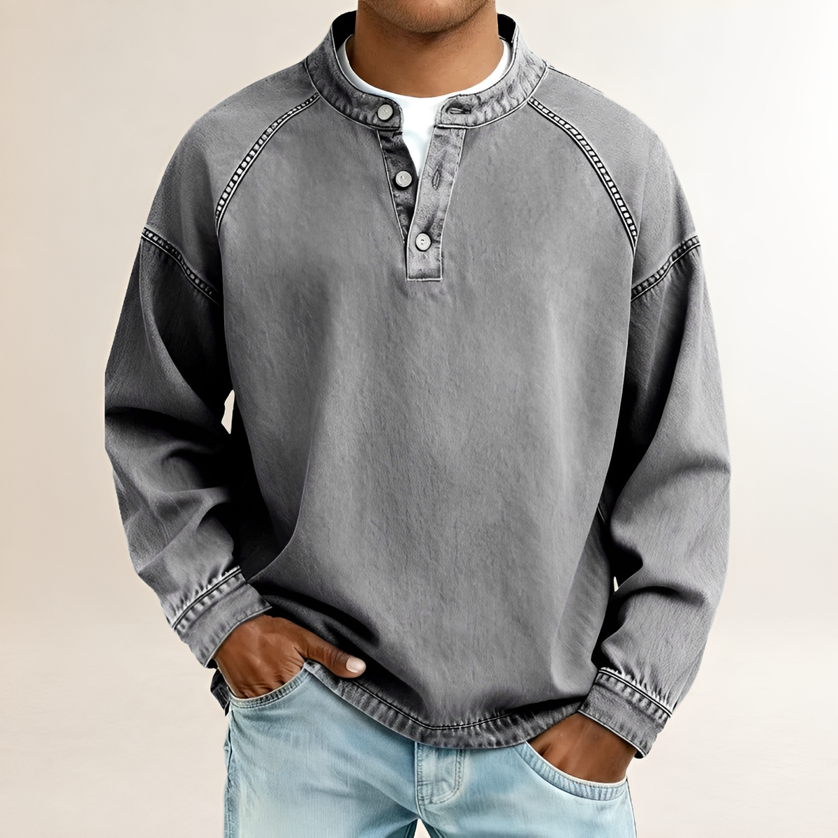 Camisa Henley Masculina de Manga Longa com Gola Banda e Mangas Raglan - Abertura de 3 Botões, Caimento Relaxado, Lavagem Vintage