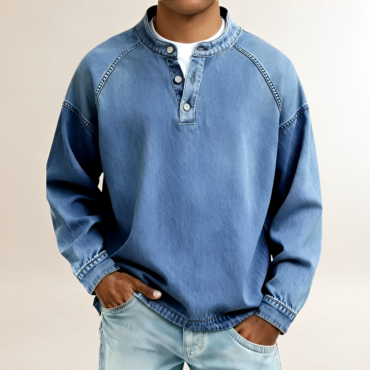 Camisa Henley Masculina de Manga Longa com Gola Banda e Mangas Raglan - Abertura de 3 Botões, Caimento Relaxado, Lavagem Vintage