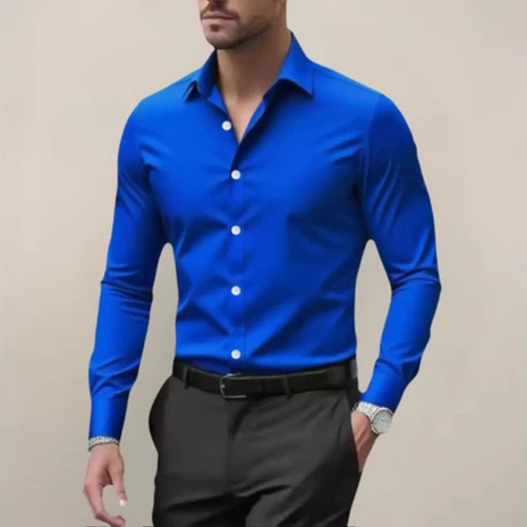 Camisa masculina ajuste slim manga longa com fechamento por botões e colarinho de ponta