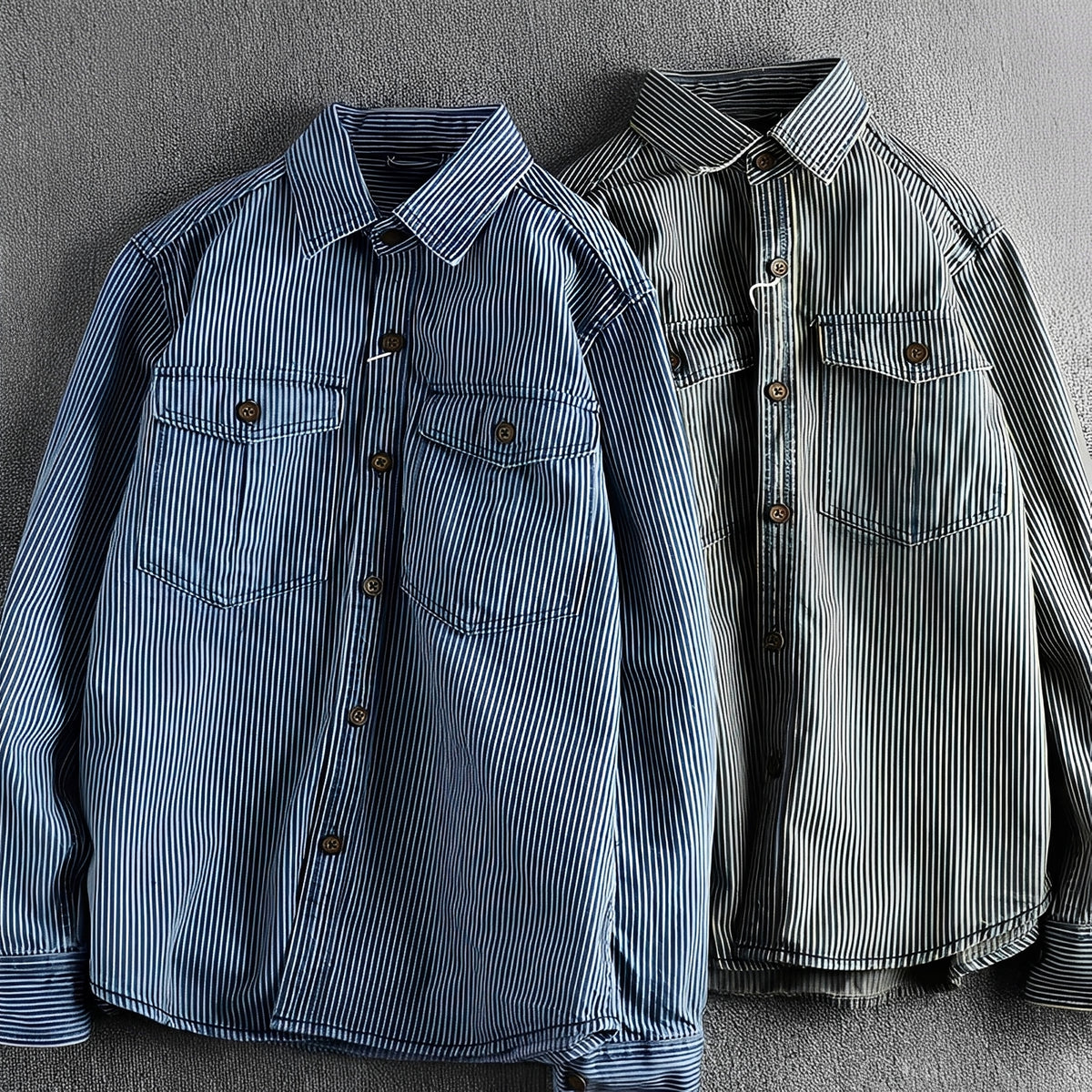 Camisa masculina listrada manga longa com botões e dois bolsos no peito