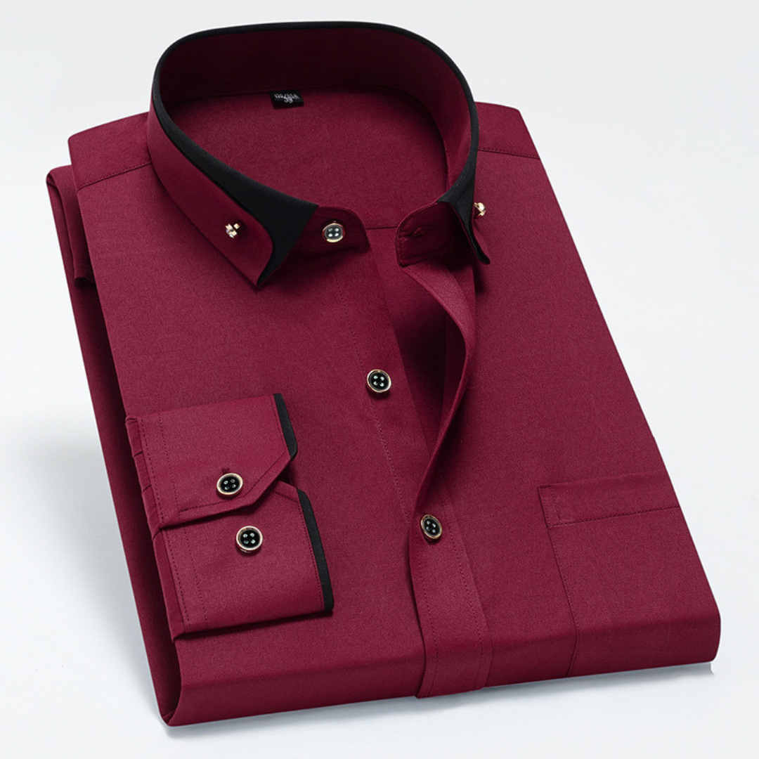 Camisa Social Masculina com Colarinho Variação de Contraste e Detalhes no Colarinho e Punhos