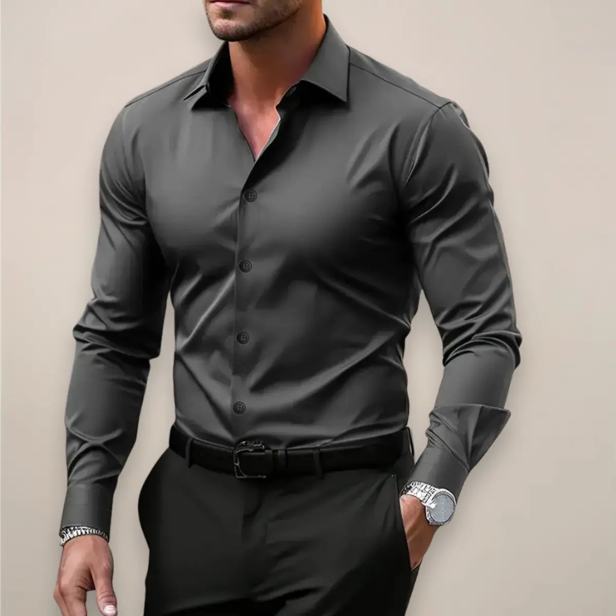 Camisa social masculina de manga longa com fechamento de botões e caimento slim