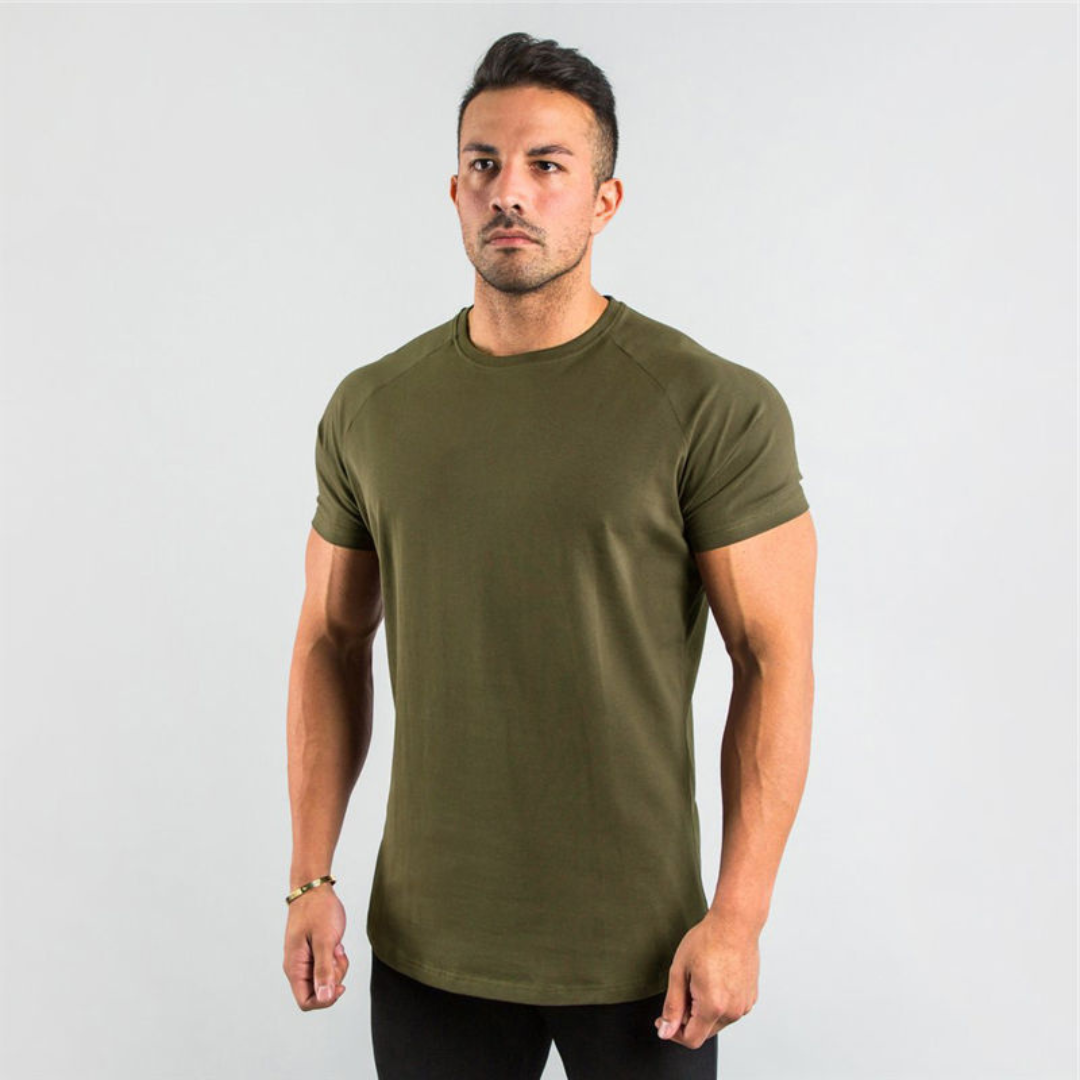 Camiseta Masculina de Manga Curta Raglan com Caimento Slim e Bainha Curvada