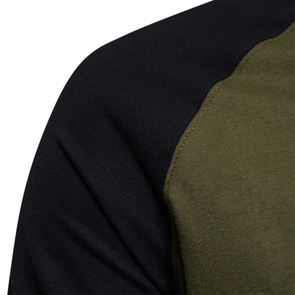 Camiseta Raglan masculina de mangas compridas - mangas em contraste, gola careca, modelagem slim, logotipo no peito
