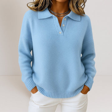 Camisola para mulher com gola polo, fecho de botões e corte descontraído