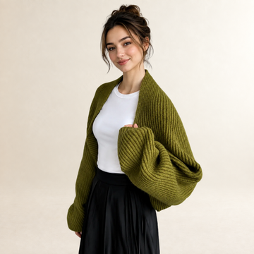 Cardigan feminino abotoamento frontal aberto textura riscada silhueta relaxada