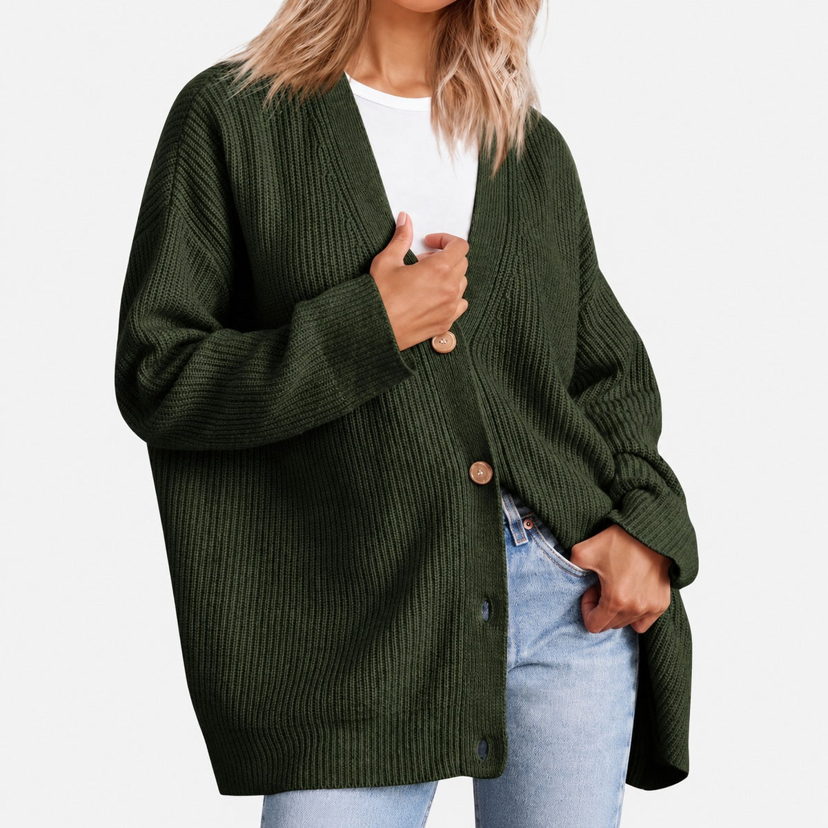 Cardigan feminino com decote V, fechamento de botões e modelagem oversized