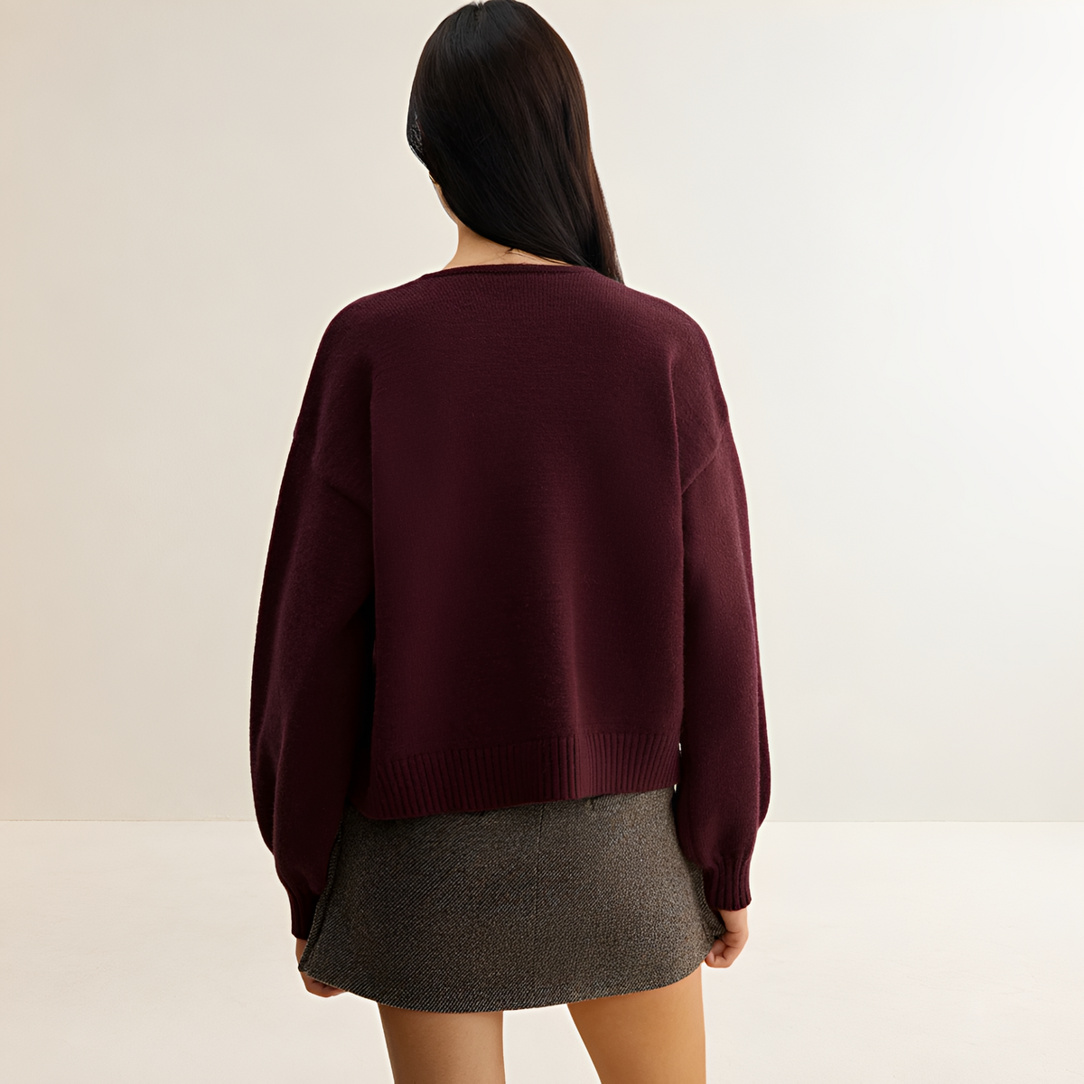 Cardigan feminino com mangas lanternas detalhes laço decote V cropped