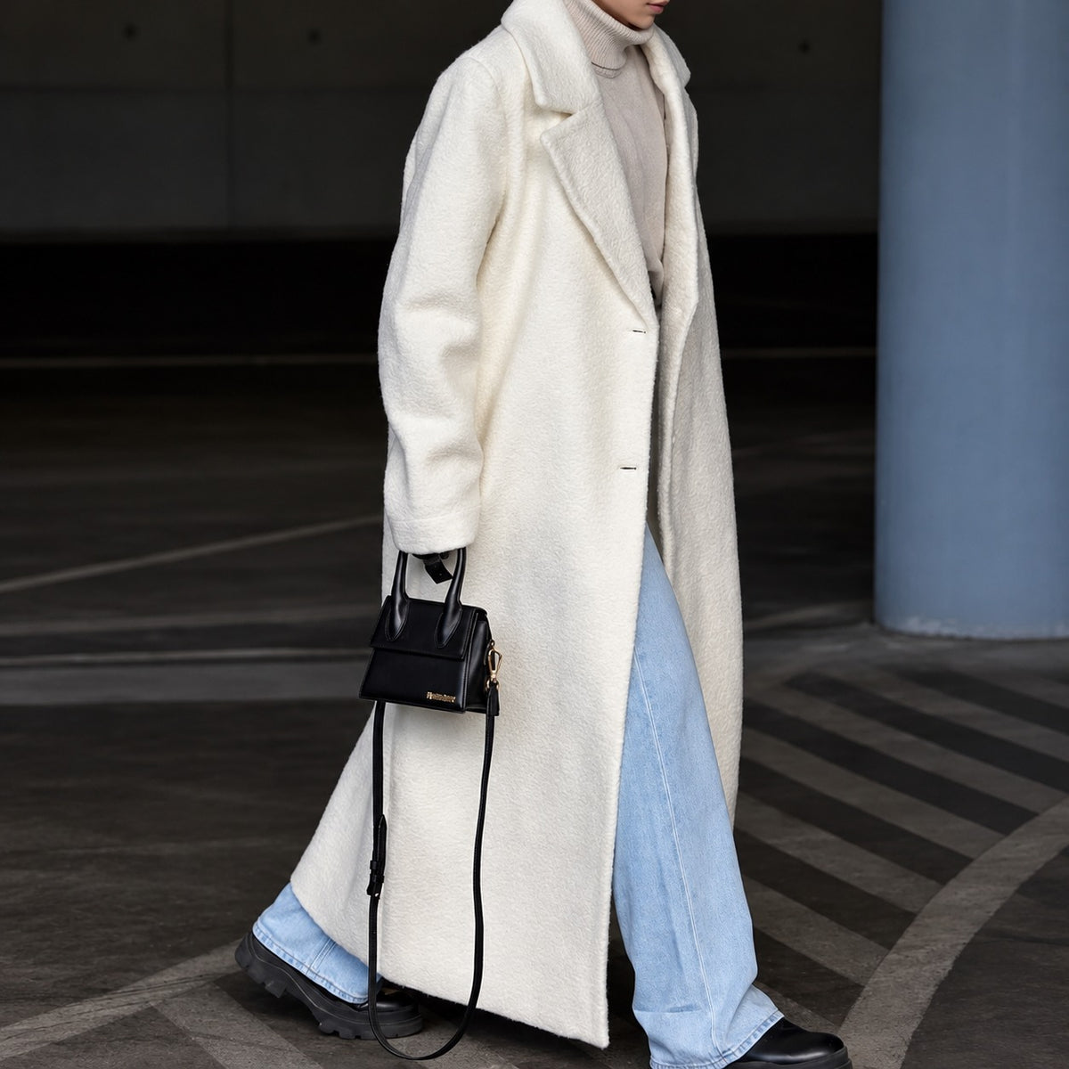 Casaco oversized feminino longo com lapela e fechamento de botão único