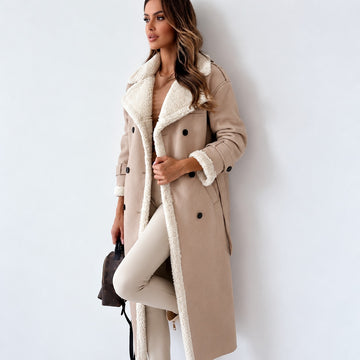 Casaco teddy feminino oversized com fechamento duplo e cinto