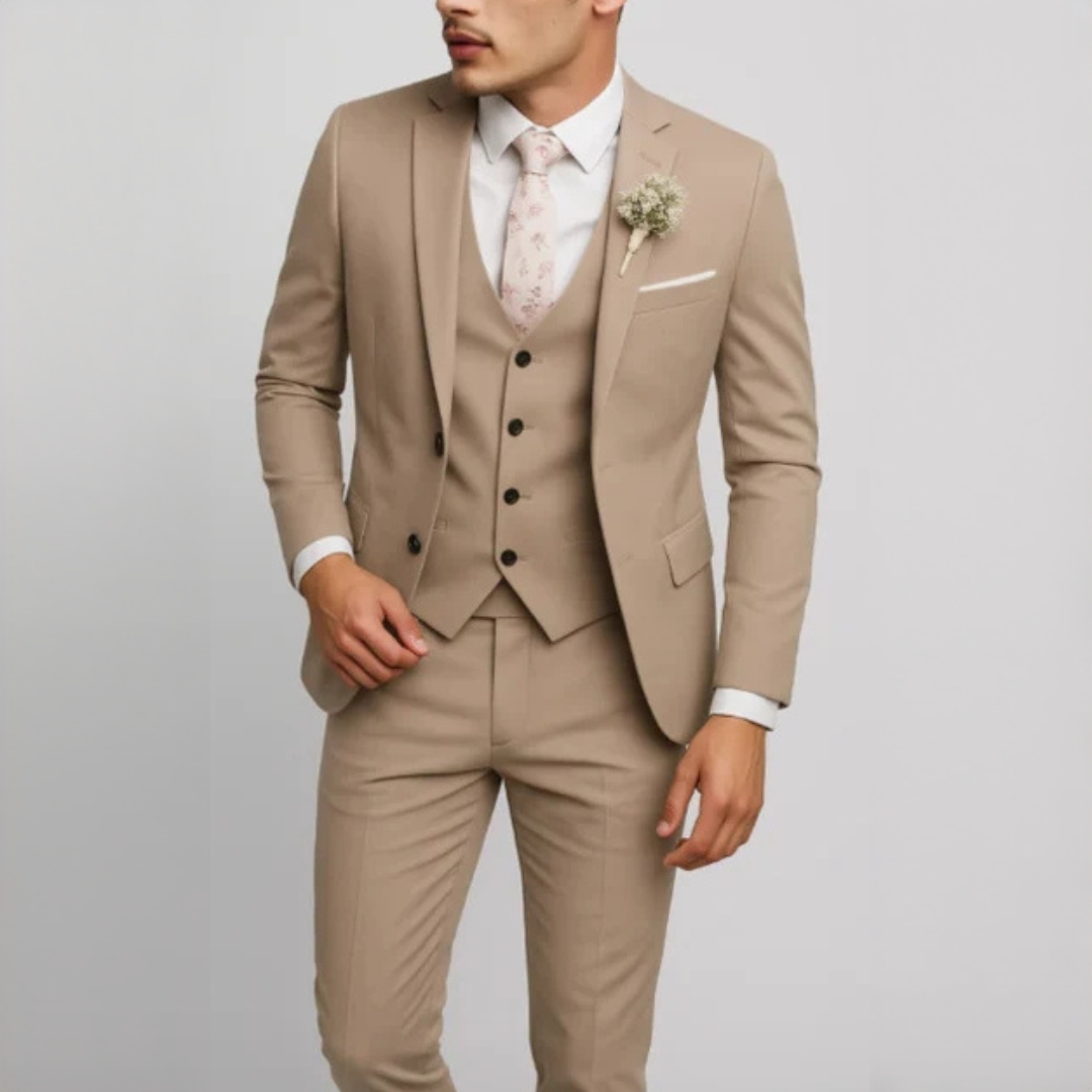 Conjunto de terno masculino com colete - paletó slim, semicurto e calças riscas