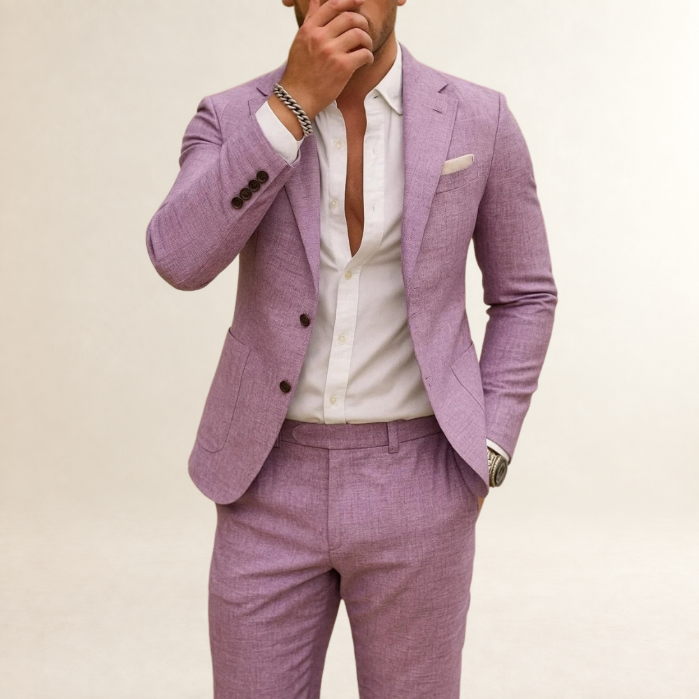 Conjunto de terno masculino de corte slim com blazer estruturado e calças