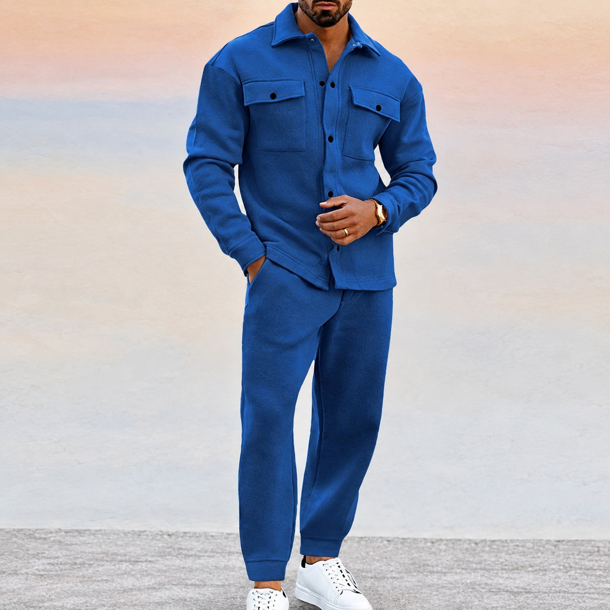 Conjunto esportivo masculino com jaqueta de botões e calças jogger