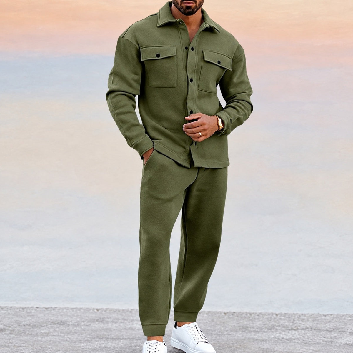 Conjunto esportivo masculino com jaqueta de botões e calças jogger
