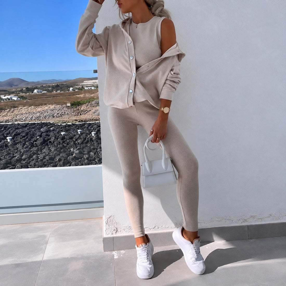 Conjunto feminino com cardigan de manga longa com botões e leggings ajustadas