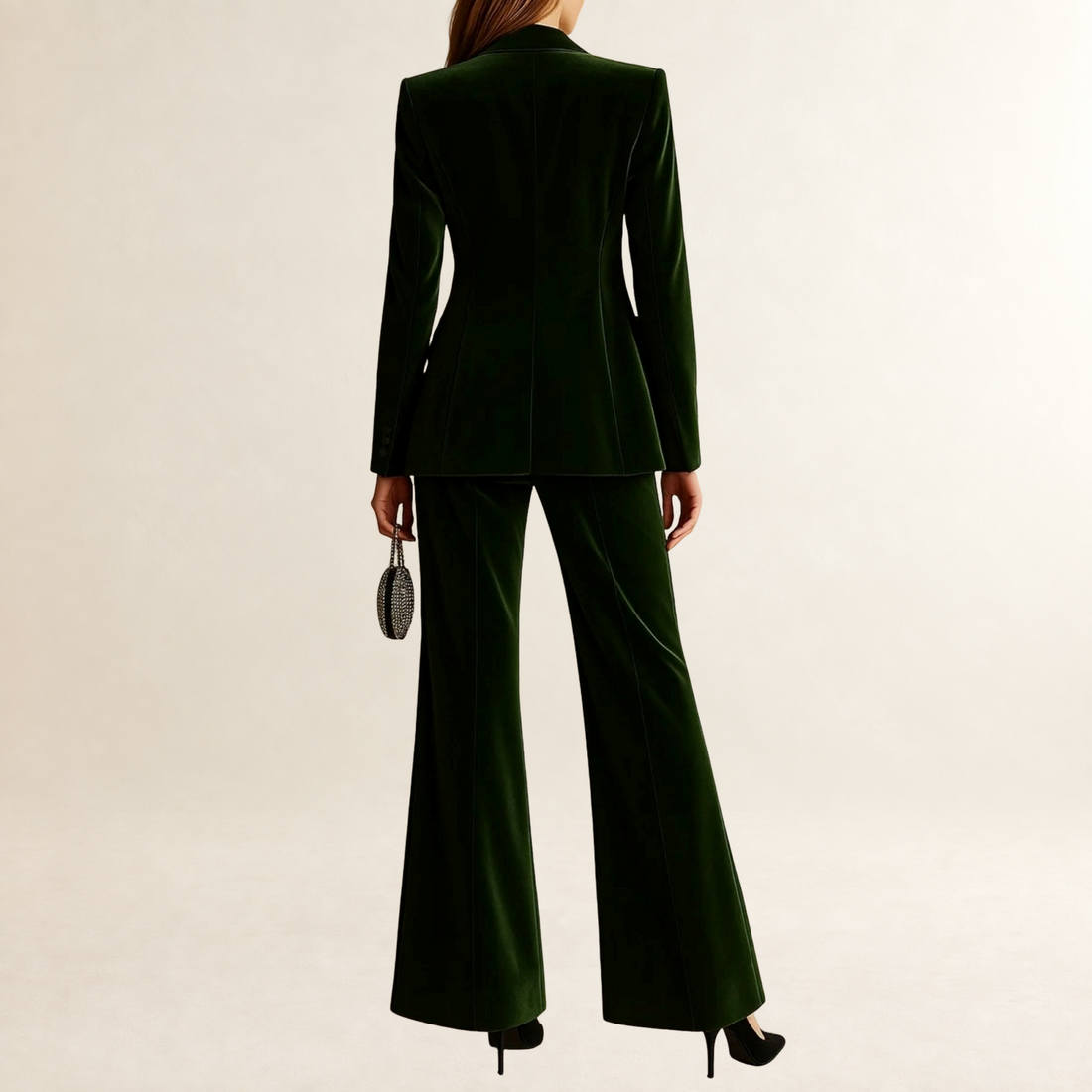 Conjunto feminino de blazer e pantalona flare com corte solto e estilo retrô