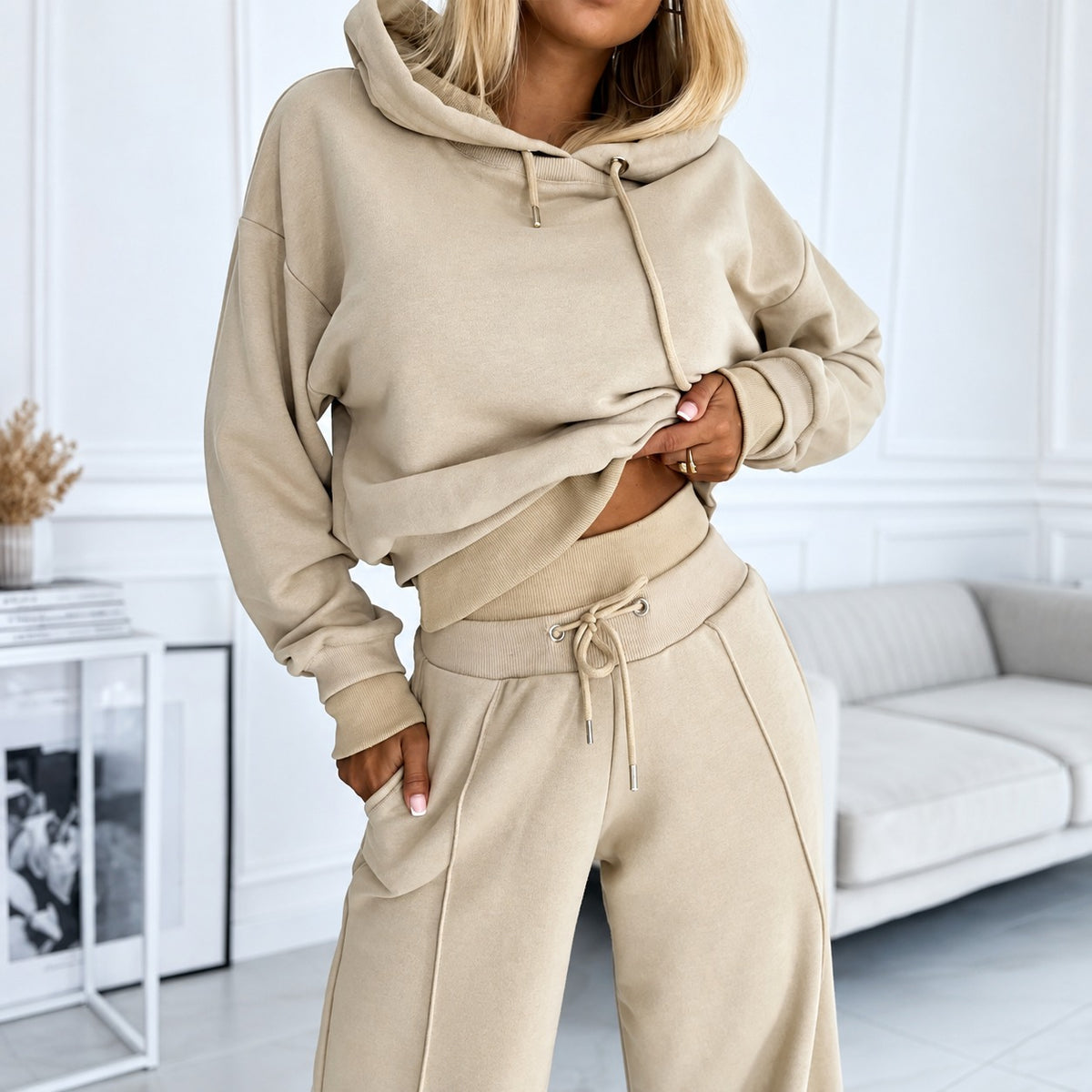 Conjunto feminino de moletom com capuz e calça wide-leg, corte relaxed