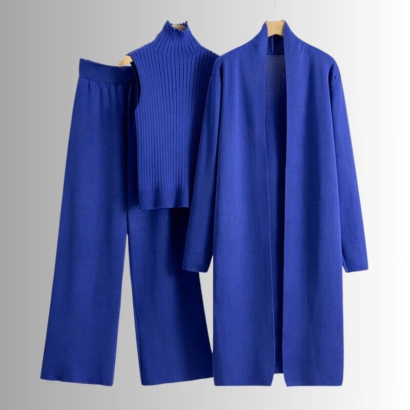 Conjunto feminino de três peças com blusa de gola alta, calças de perna larga e sobreposição