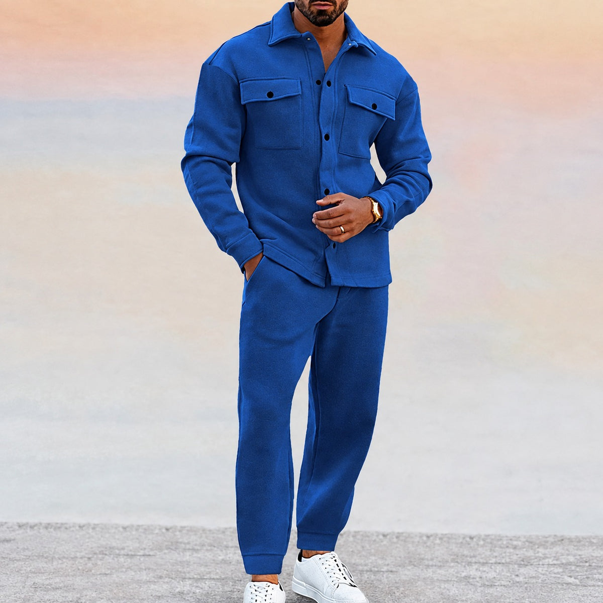 Conjunto masculino com jaqueta casual com botões e calça jogger com elástico na cintura