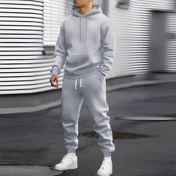 Conjunto masculino moletom e jogger com capuz, bolso canguru e caimento relaxado