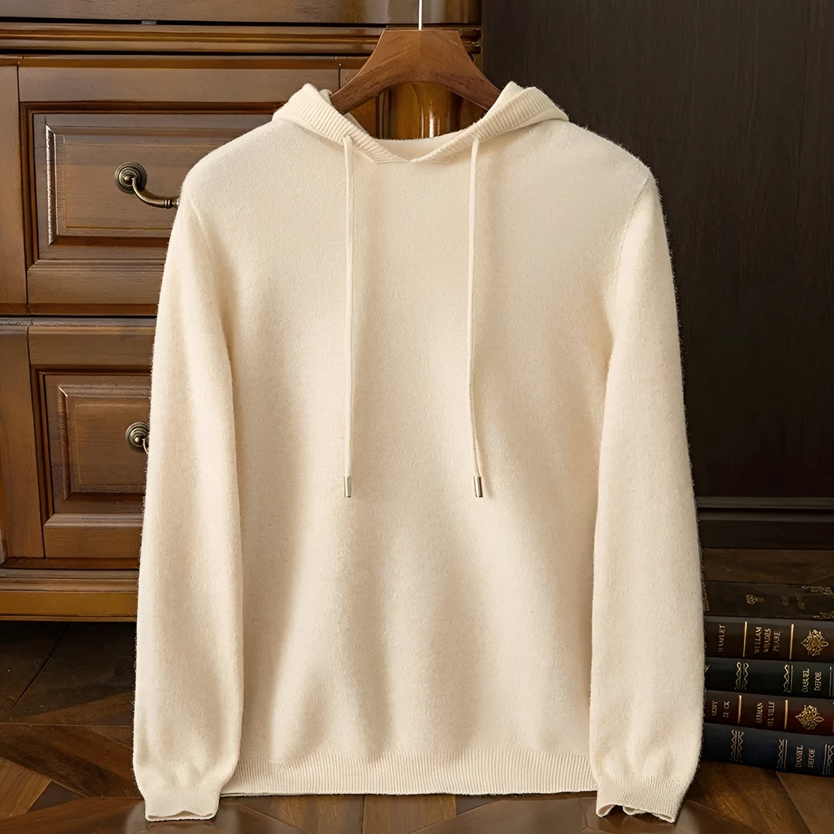 Hoodie Masculino com Decote em V e Cordão Ajustável - Pulôver de Manga Comprida