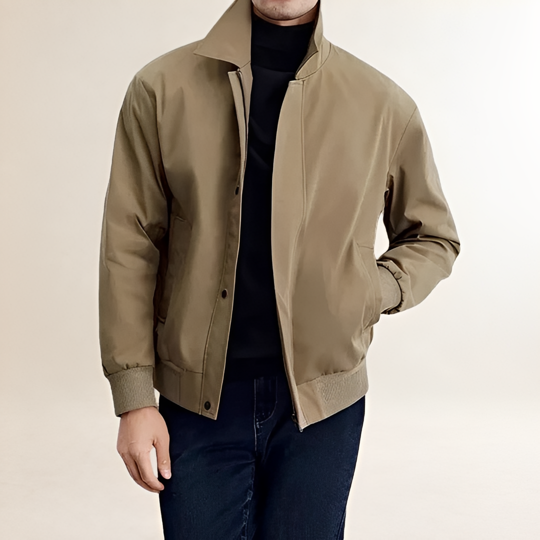 Jaqueta Bomber Masculina com Fecho de Botões de Pressão e Gola Clássica - Modelagem Relaxada