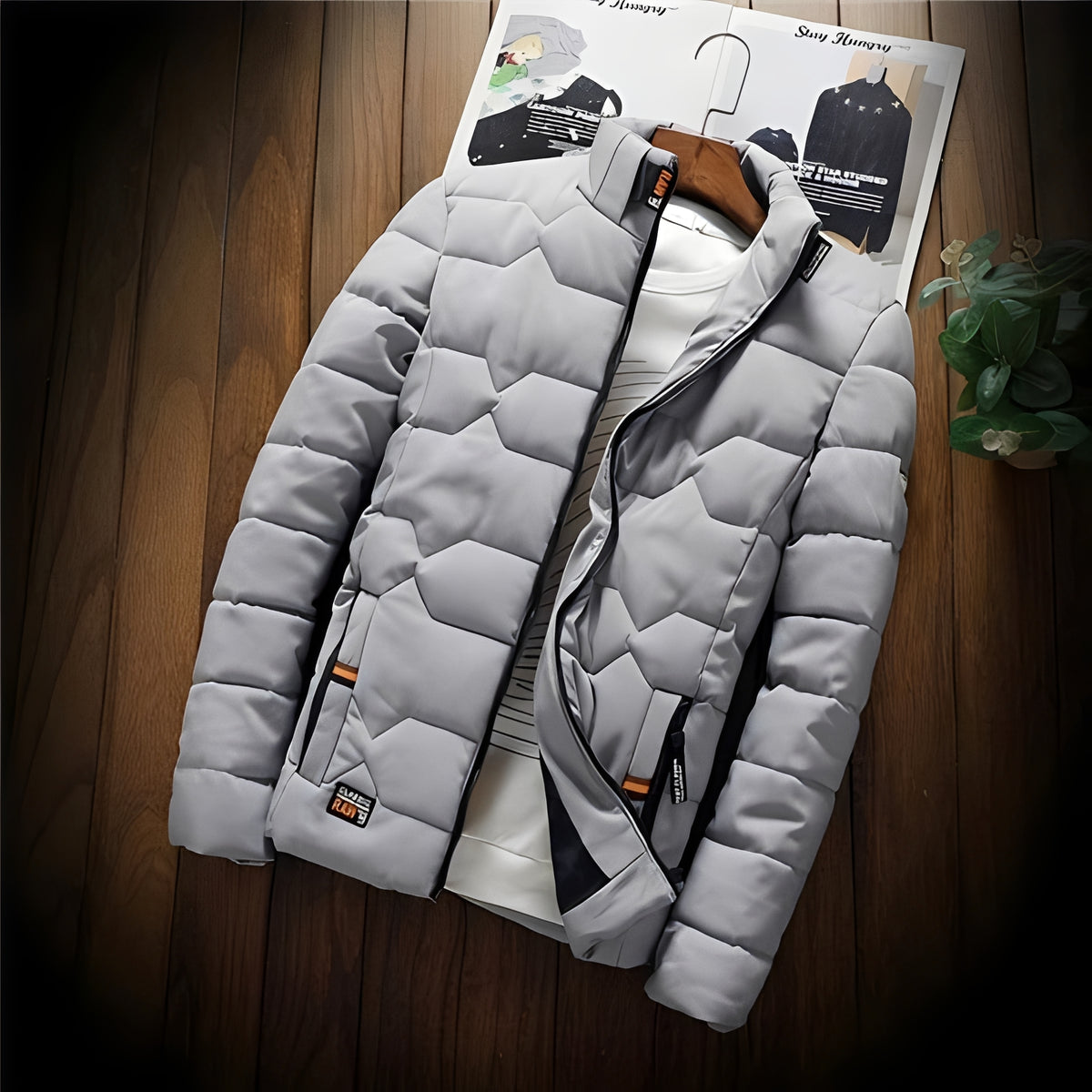 Jaqueta masculina acolchoada com quilting geométrico e bolsos com zíper