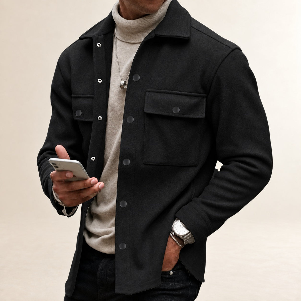 Jaqueta masculina de botões com bolsos - corte casual, manga longa, comprimento até o quadril
