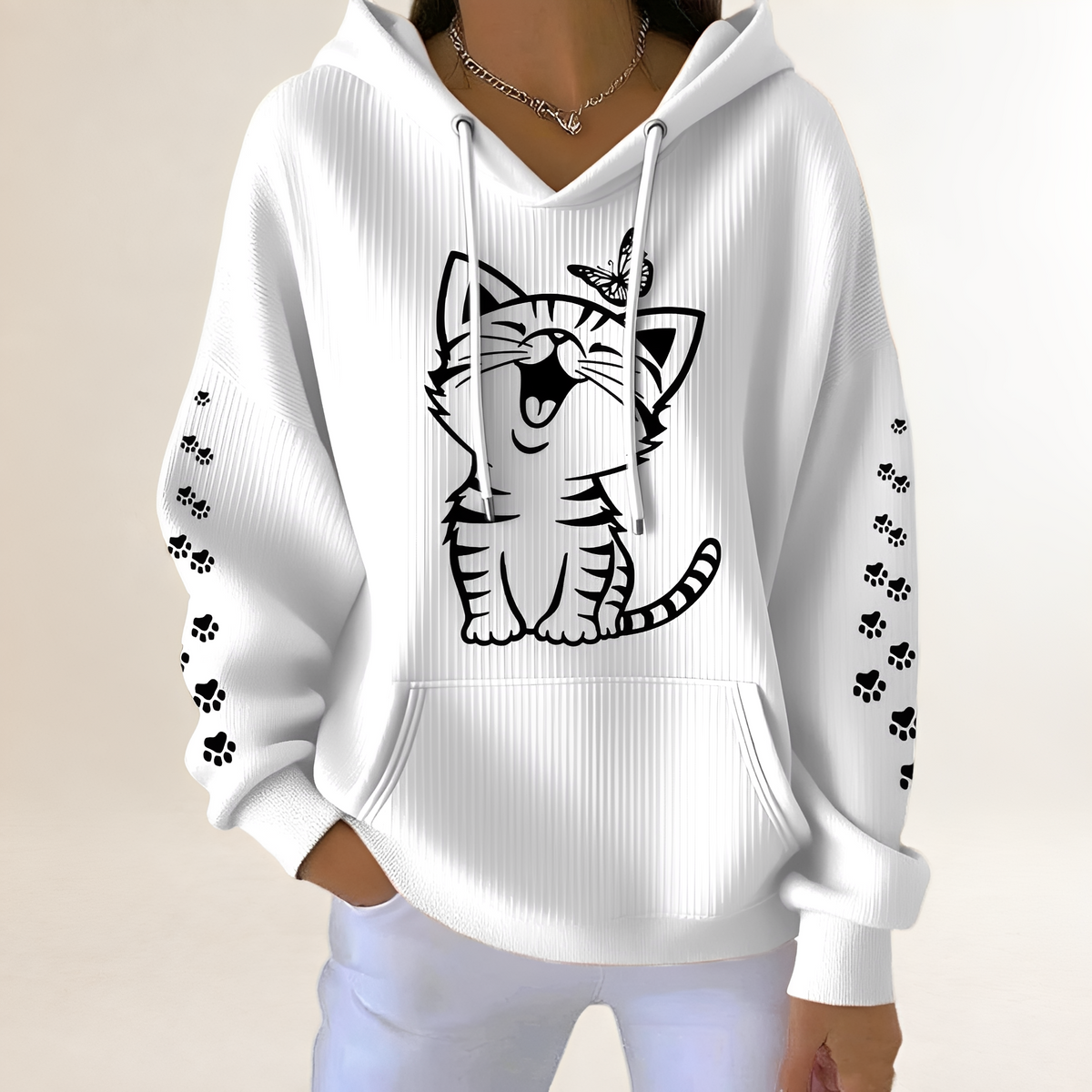 Moletom feminino com estampa de gato central, mangas com patinhas, capuz com cordão e bolso canguru