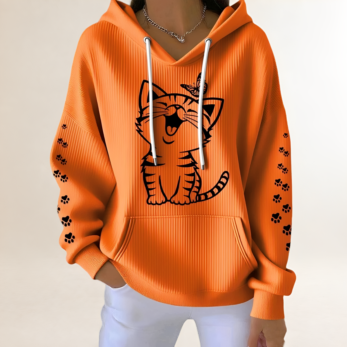 Moletom feminino com estampa de gato central, mangas com patinhas, capuz com cordão e bolso canguru